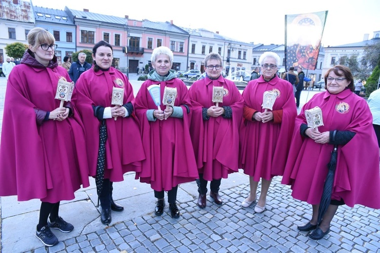 32. Sądecka Procesja Różańcowa