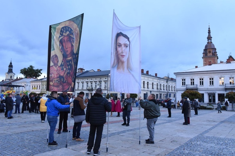 32. Sądecka Procesja Różańcowa