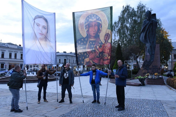 32. Sądecka Procesja Różańcowa