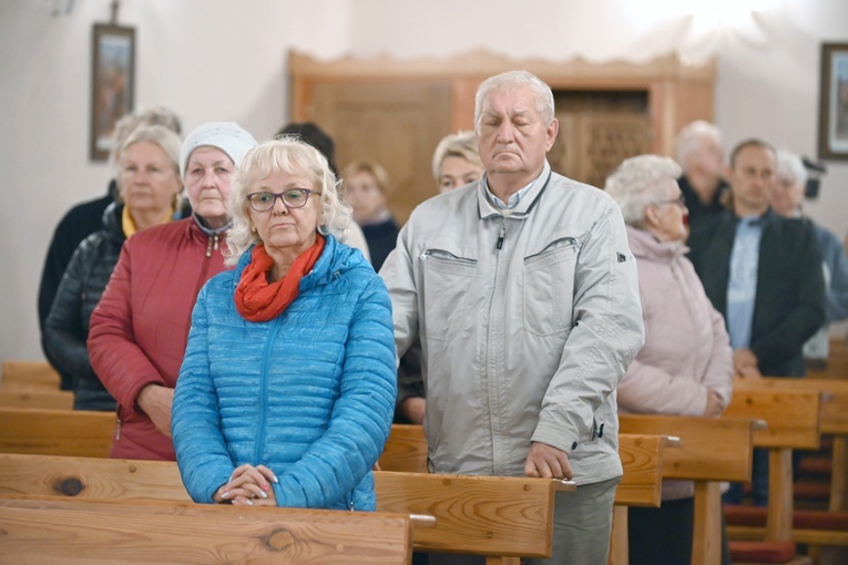 Rozpoczęcie peregrynacji symboli ŚDM w diecezji świdnickiej