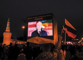 Propagandowy wiec poparcia dla Putina w Moskwie po ogłoszeniu aneksji czterech okupowanych obwodów na Ukrainie.