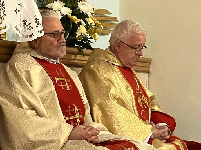 Rocznica wprowadzenia relikwii św. s. Faustyny w Starym Lesieńcu