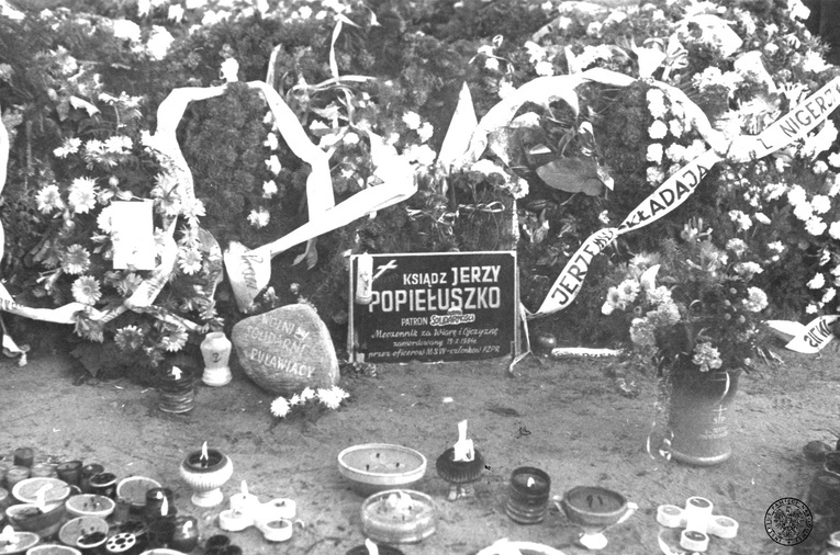 Pogrzeb ks. Jerzego Popiełuszki odbył się 3 listopada 1984 r.