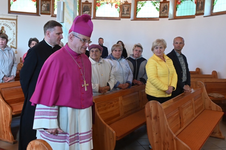 Pasterz diecezji z wizytą w Bystrzycy 