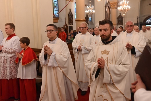 Wałbrzych. Koronacja obrazu Matki Bożej Białokamieńskiej