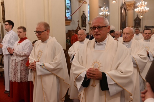 Wałbrzych. Koronacja obrazu Matki Bożej Białokamieńskiej