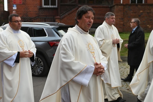 Wałbrzych. Koronacja obrazu Matki Bożej Białokamieńskiej