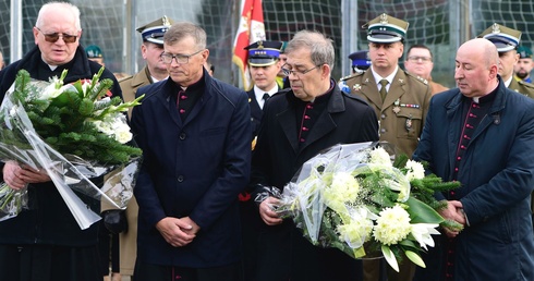 Dzień pamięci wielkich Polaków