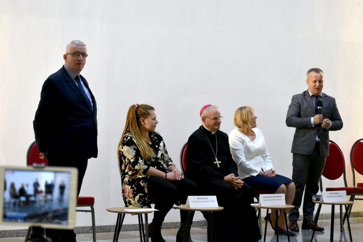 Konferencja "Prześladowany - jak katolik"