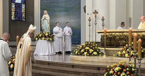 Katowice. Dziękczynienie za Synod o synodalności