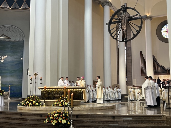 Katowice. Dziękczynienie za synod cz. 1