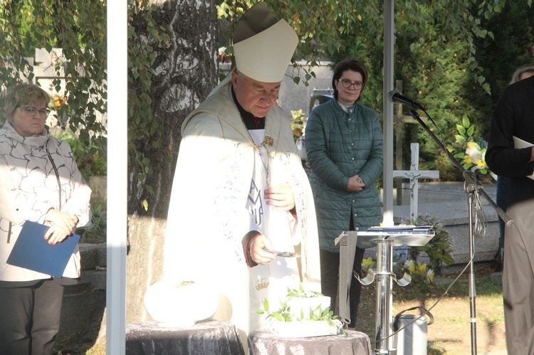Tarnów-Mościce. Pochówek dzieci utraconych