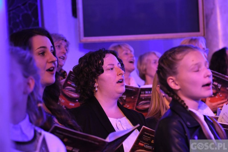 Uwielbienie na zakończenie Zielonogórskich Warsztatów Liturgiczno-Muzycznych