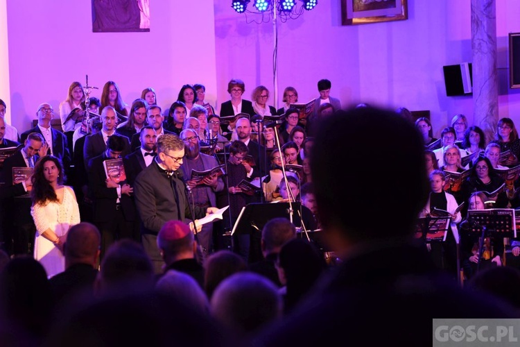 Uwielbienie na zakończenie Zielonogórskich Warsztatów Liturgiczno-Muzycznych