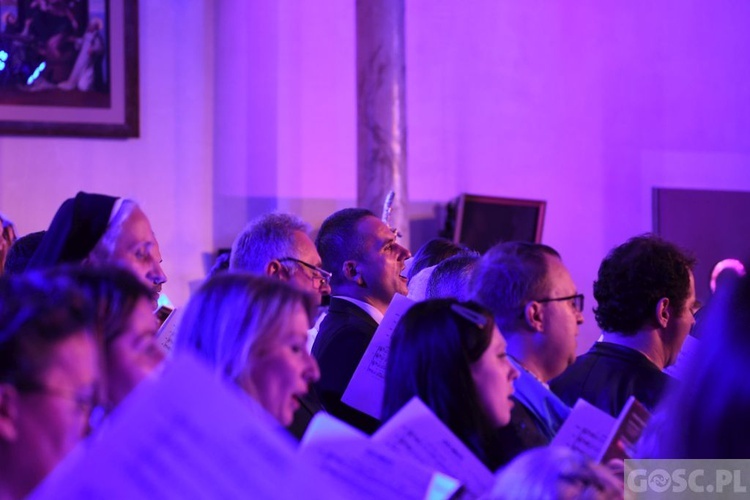 Uwielbienie na zakończenie Zielonogórskich Warsztatów Liturgiczno-Muzycznych