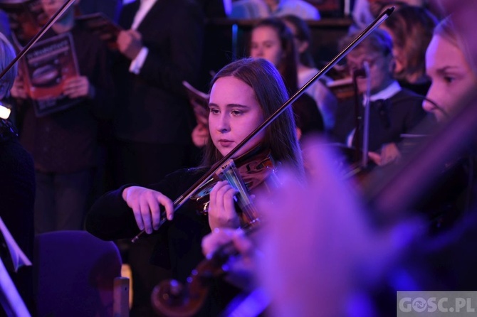 Uwielbienie na zakończenie Zielonogórskich Warsztatów Liturgiczno-Muzycznych