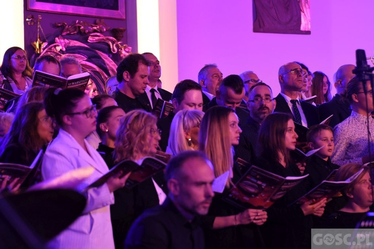 Uwielbienie na zakończenie Zielonogórskich Warsztatów Liturgiczno-Muzycznych