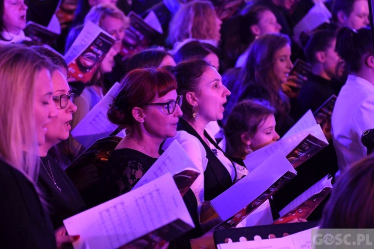 Uwielbienie na zakończenie Zielonogórskich Warsztatów Liturgiczno-Muzycznych