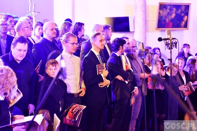Uwielbienie na zakończenie Zielonogórskich Warsztatów Liturgiczno-Muzycznych