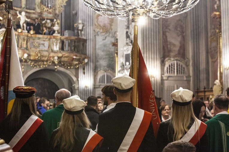 Inauguracja roku akademickiego w kościele św. Anny