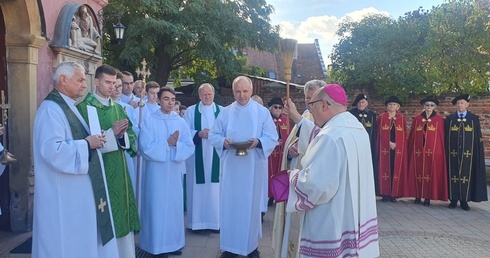 Pół wieku kiełczowskiej parafii
