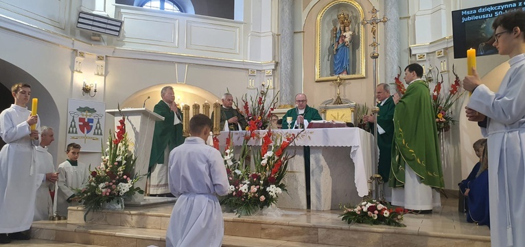 50-lecie kiełczowskiej parafii