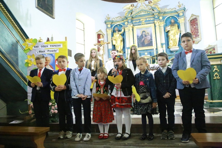 Papieski program