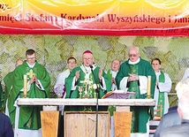 Mszy św. polowej przewodniczył abp Józef Górzyński.