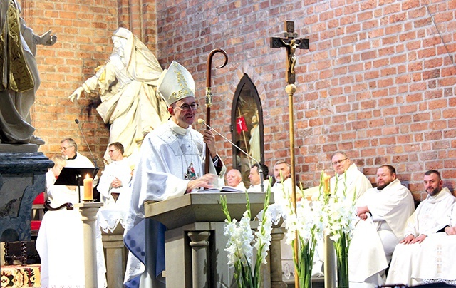 	Arcybiskup koadiutor archidiecezji katowickiej przewodniczył Mszy św.