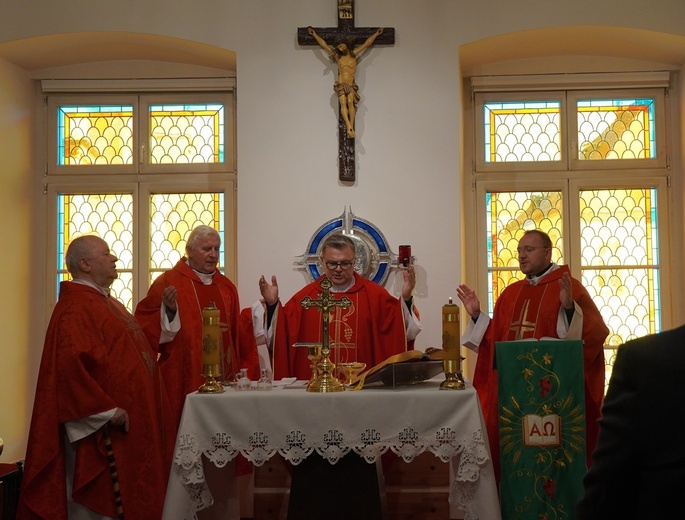 Relikwie Edyty Stein wprowadzone do kaplicy PWT we Wrocławiu