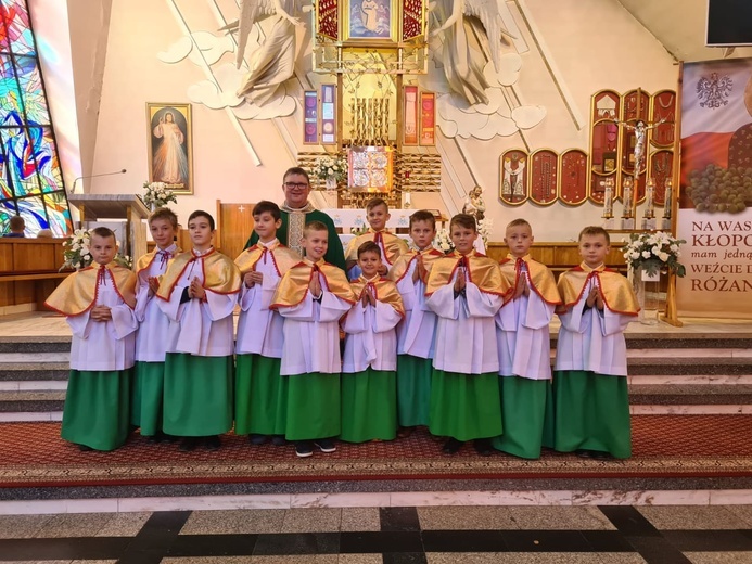 Pasierbiec. Nowi ministranci