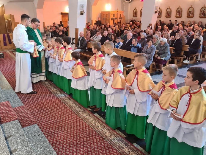 Pasierbiec. Nowi ministranci