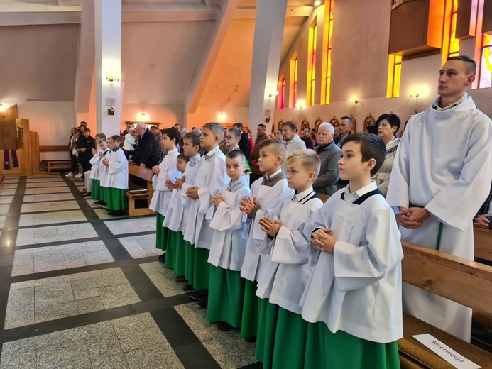 Pasierbiec. Nowi ministranci