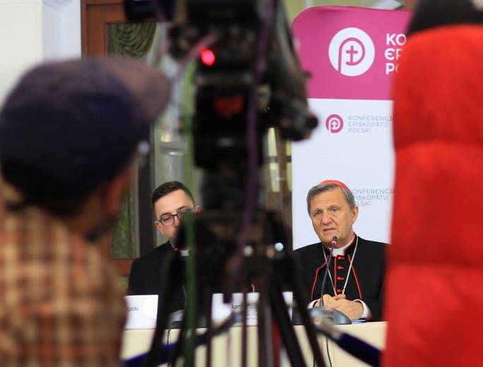 Konferencja prasowa na zakończenie zebrania plenarnego KEP z udziałem kard. Mario Grecha 