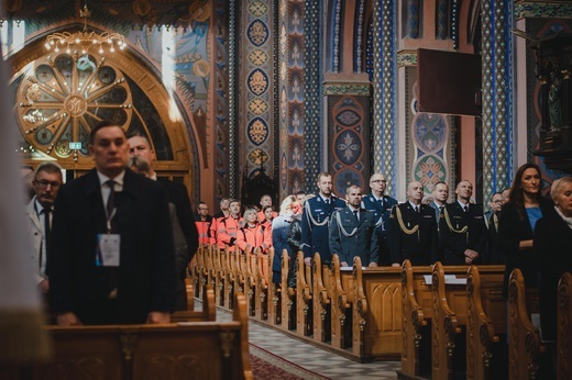 Ogólnopolskie obchody Dnia Ratownictwa Medycznego w sanktuarium Matki Zagłębia i Pani Dąbrowy Górniczej 