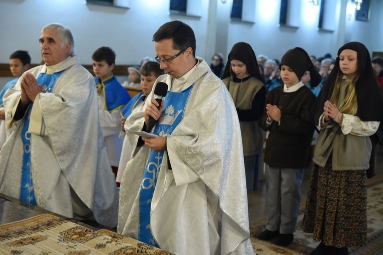 Franciszek i Hiacynta w Przybysławicach
