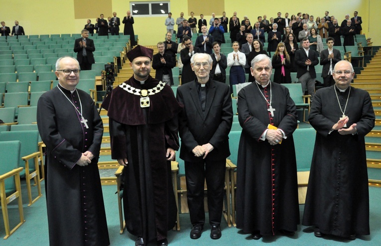 Inauguracja roku akademickiego na Wydziale Teologicznym UO