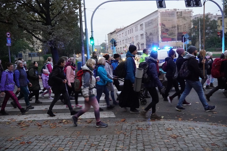 Pielgrzymka trzebnicka 2022 cz. 1 - wyjście