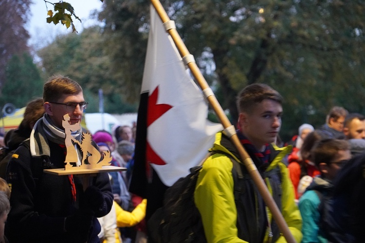 Pielgrzymka trzebnicka 2022 cz. 1 - wyjście