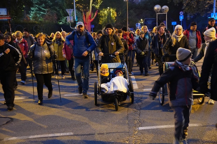 Pielgrzymka trzebnicka 2022 cz. 1 - wyjście