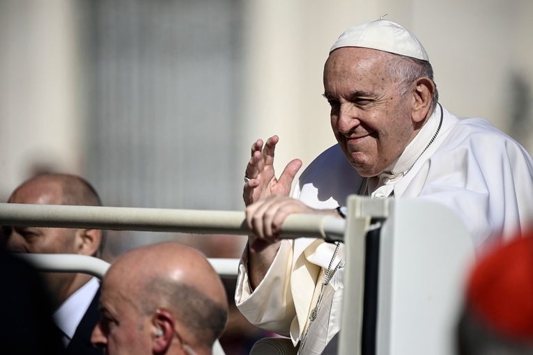 Papież do ruchu Komunia i Wyzwolenie: zawsze kochajcie Kościół