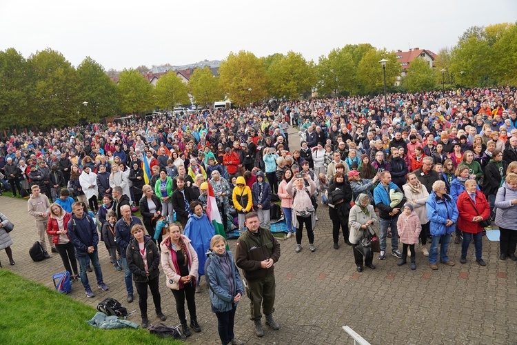 Pielgrzymka trzebnicka 2022 cz. 8 - wejście i Msza św.