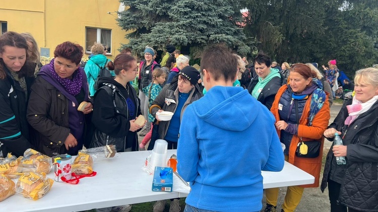 Pielgrzymka trzebnicka z Bagna i Obornik Śląskich