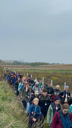 Pielgrzymka trzebnicka z Bagna i Obornik Śląskich