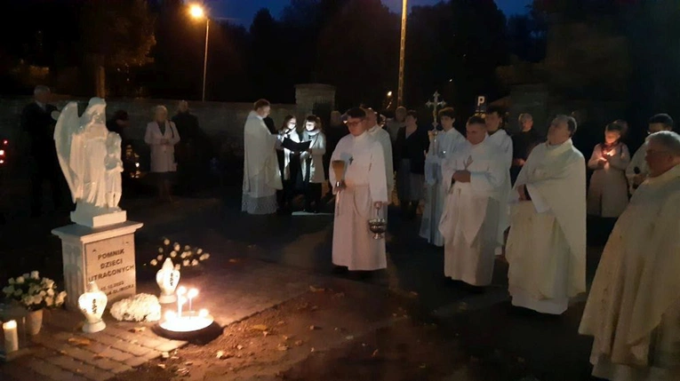 Dzień Dziecka Utraconego cz. 2