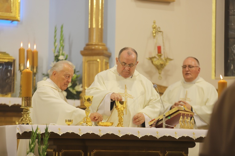 Konsekracja kościoła w Prusach