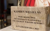 Katowice-Podlesie. Pobłogosławienie kamienia węgielnego 