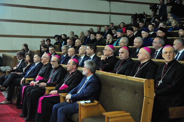 Uniwersytet w służbie prawdzie