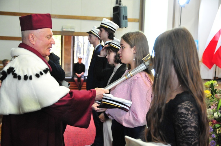 Uniwersytet w służbie prawdzie