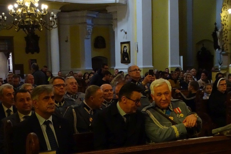 Tablica poświęcona św. Janowi Pawłowi II na wschowskiej farze